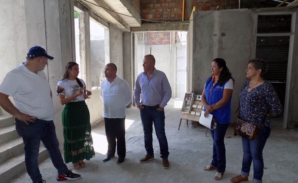 Visita de inspección al avance de obra en el nuevo hospital de Paicol 1