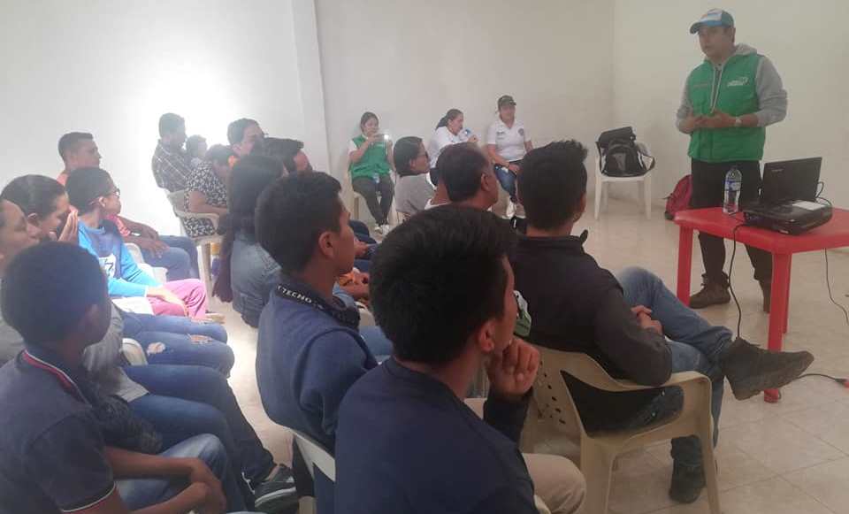 Conformado grupo de monitoreo ambiental comunitario en Saladoblanco 2