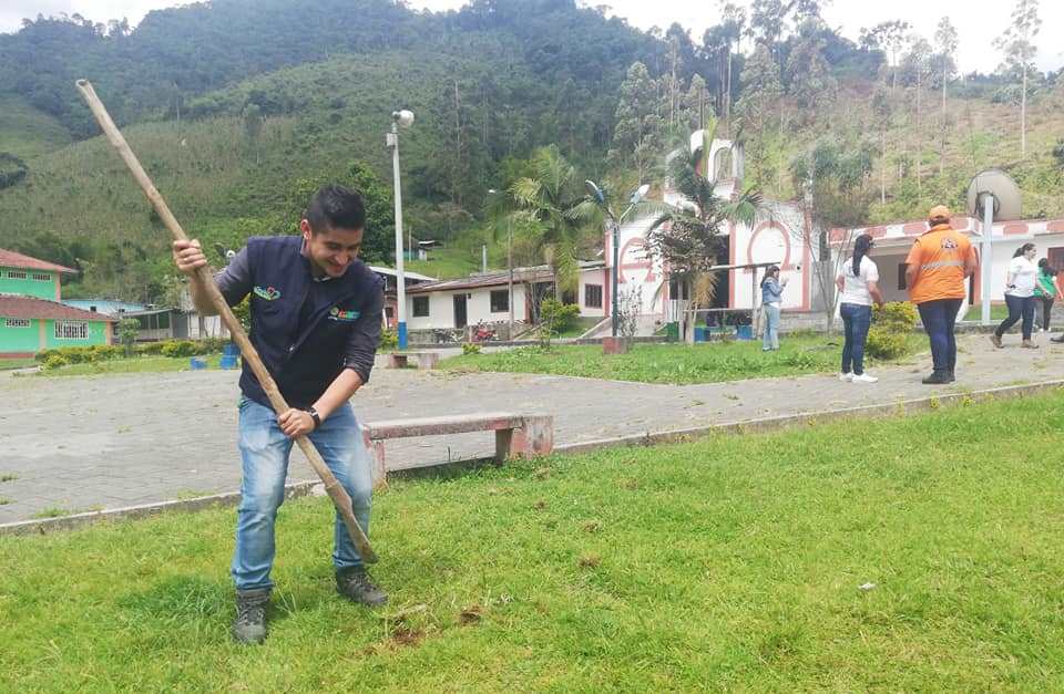 Conformado grupo de monitoreo ambiental comunitario en Saladoblanco 4
