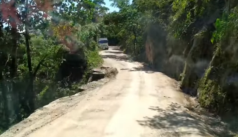 Minga comunitaria para reparar la vía Palermo – Guásimos 1