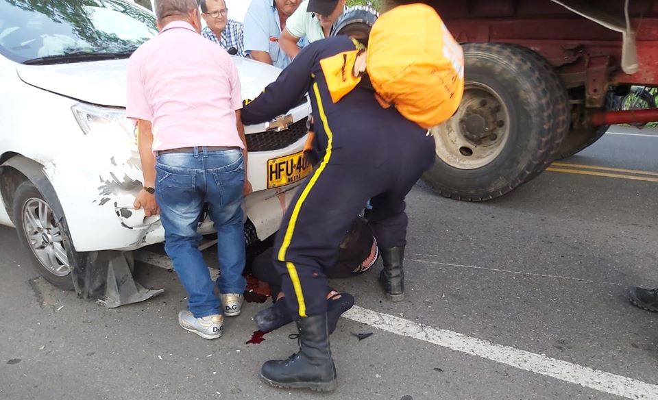 Hombre gravemente herido al sufrir accidente de tránsito en Campoalegre 1