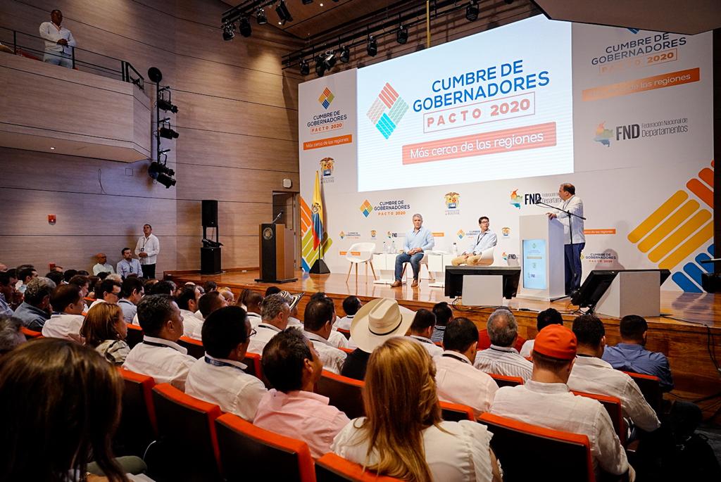 Gobernador del Huila suscribió el Pacto por la Transparencia 2