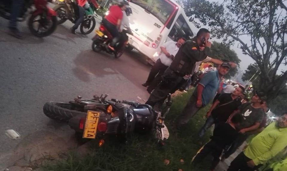Cruce de disparos entre delincuentes y agentes policiales en Pitalito 1
