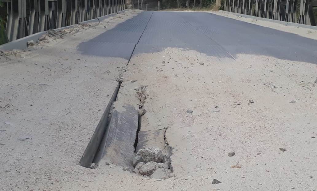 Denuncian alto riesgo por mal estado de dos puentes en Algeciras 2