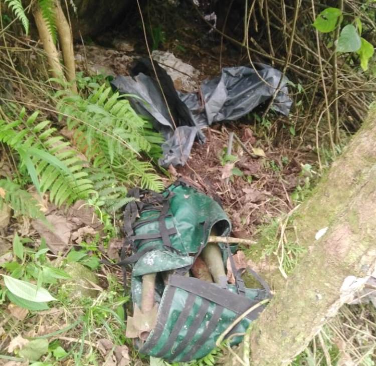 Descubren caleta con material de guerra en zona rural de Algeciras 1
