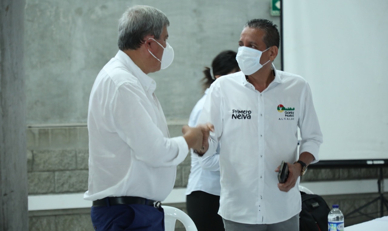 Lanzan programa de créditos para pequeños comerciantes de Neiva 2