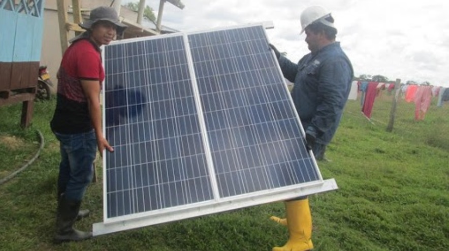 Sistemas de energía solar para familias rurales en Guadalupe 1