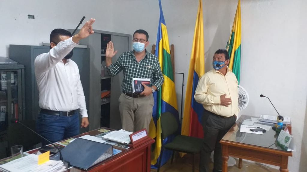 Nuevo personero de Nátaga tomó posesión del cargo 1