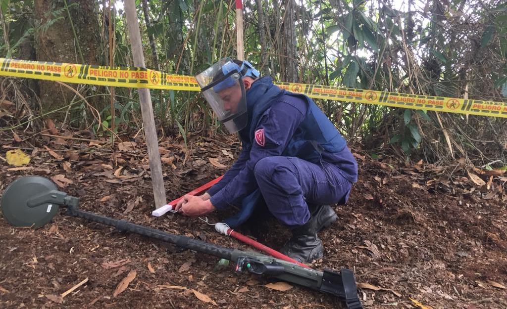 Soldados desminadores despejaron área con riesgo de explosivos en Palermo 2