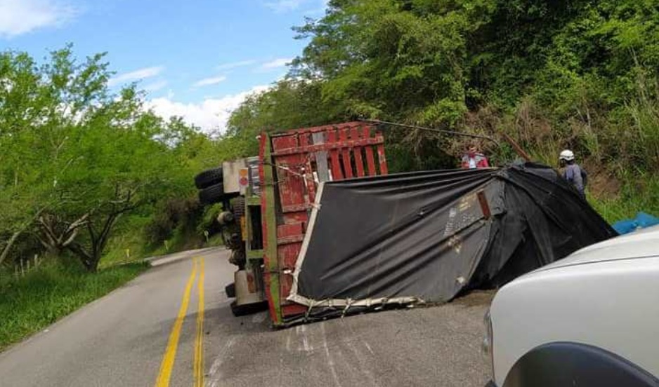 Accidente de tránsito dejó una persona herida en la vía Timaná - Altamira 2