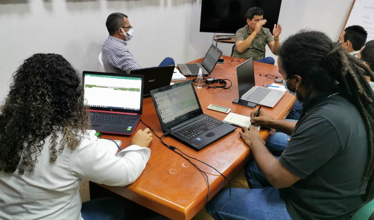 Garantizado servicio público de asistencia técnica a agricultores del Huila 3