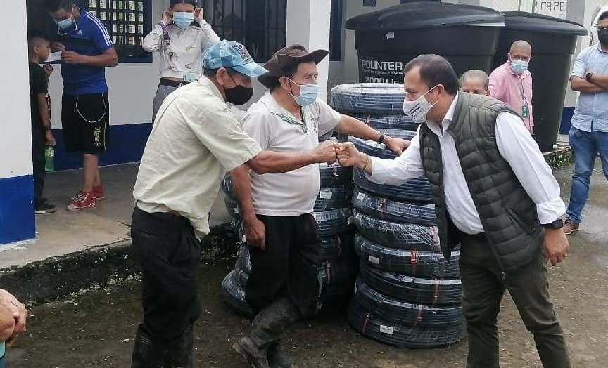Familias damnificadas por el invierno en Pitalito recibieron ayudas 3