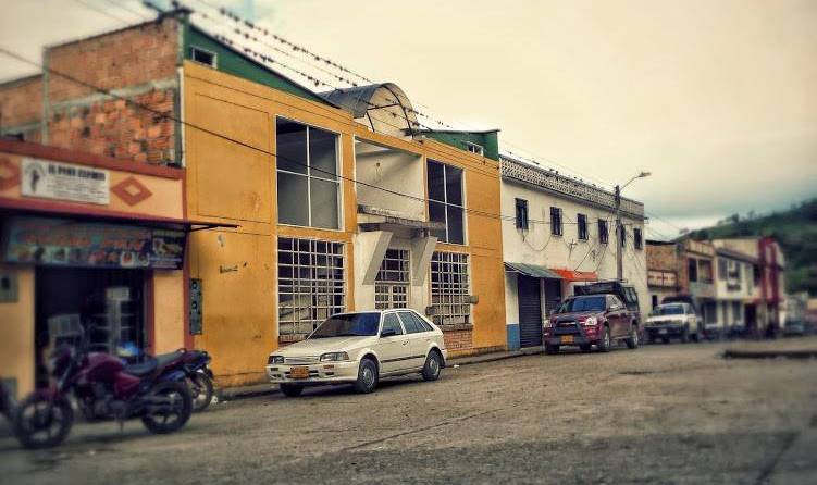 Por alto riesgo de colapso, ordenan demolición del CDI en Oporapa 1