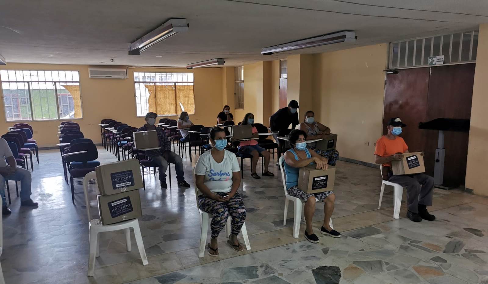 Iglesia cristiana donó mercados para varias familias de Yaguará 3