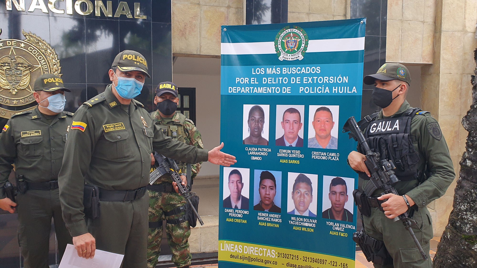 Presentan el cartel de los extorsionistas más buscados del Huila 3