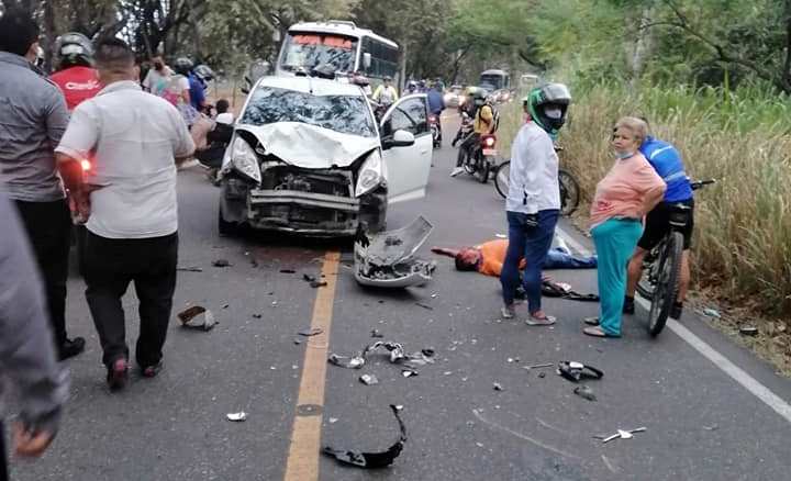 Aparatoso accidente de tránsito dejó dos heridos en el sur de Neiva 3