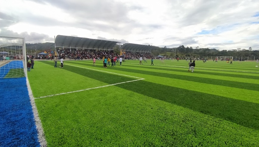 La Argentina inauguró el mejor estadio de fútbol del Huila 3