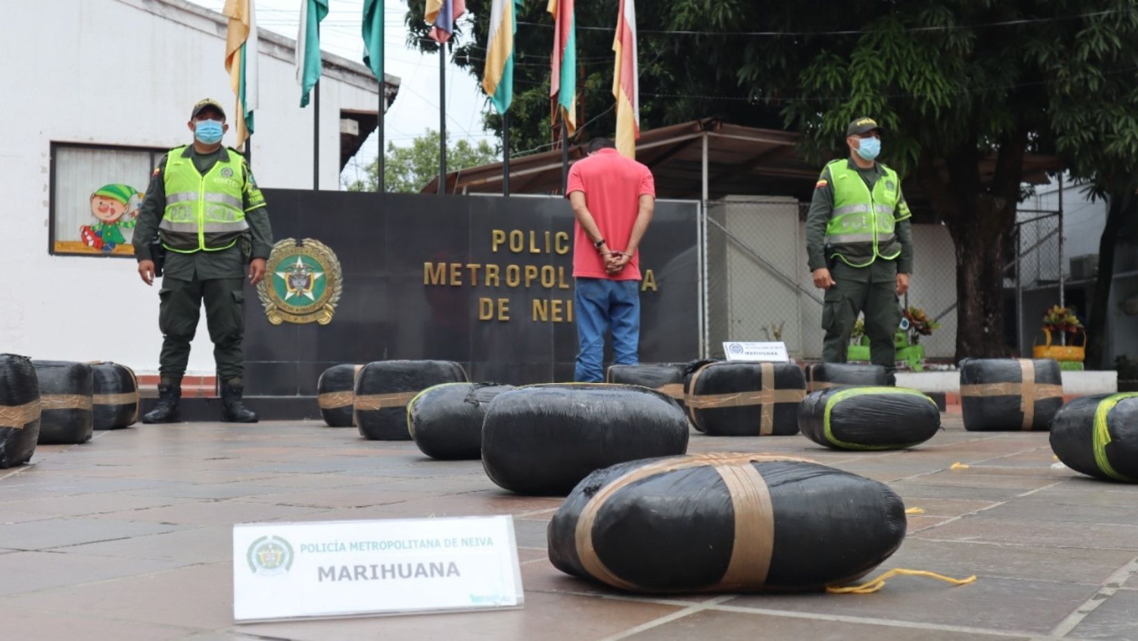 Capturan en flagrancia a un hombre transportando 250 kilos de marihuana 1