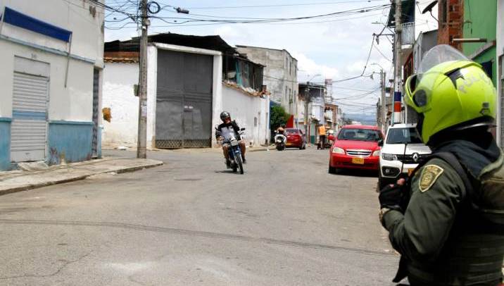 Presuntos ladrones hirieron a dos uniformados de la Policía en Neiva 1