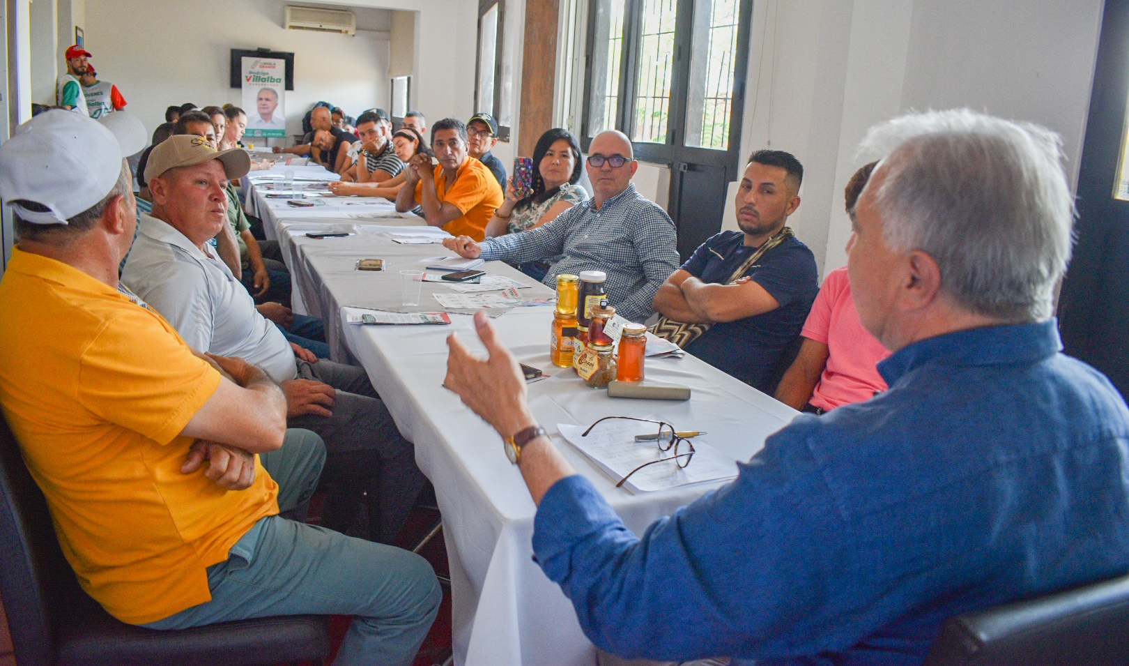 Apicultores respaldan candidatura de Rodrigo Villalba Mosquera 3
