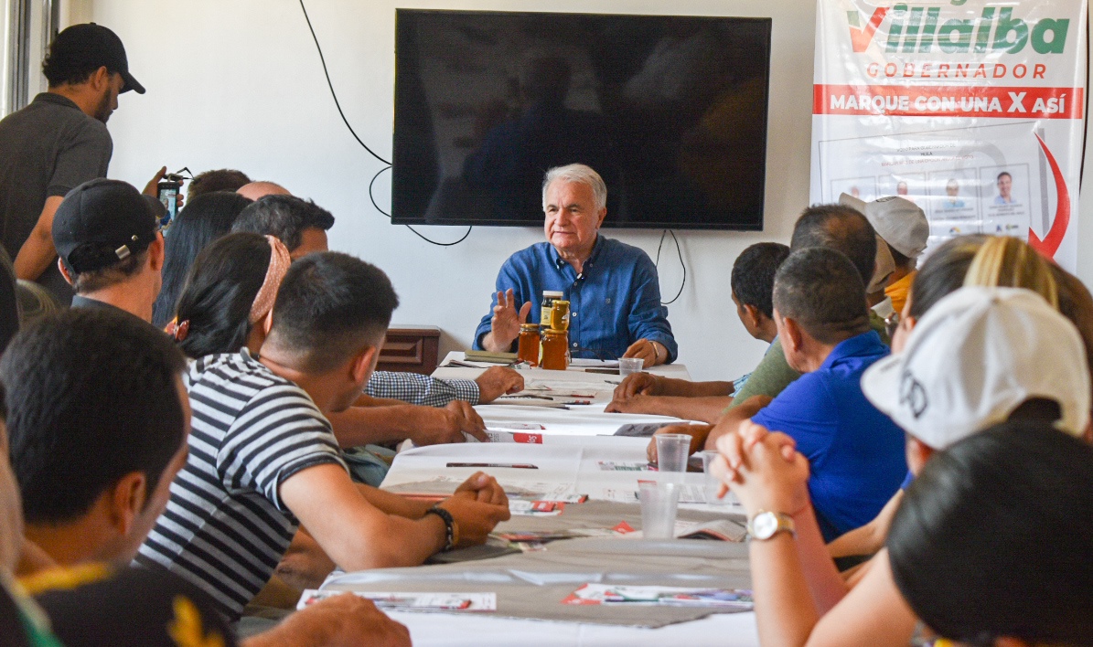 Apicultores respaldan candidatura de Rodrigo Villalba Mosquera 7
