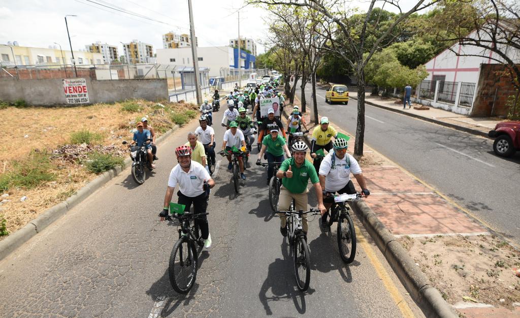Rodrigo Lara Sánchez cerró su campaña en bicicleta: ¡gracias, Huila! 1