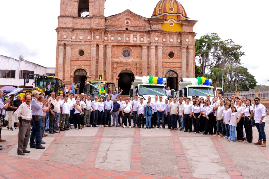 Inversión histórica para recuperar la red vial de Timaná 4